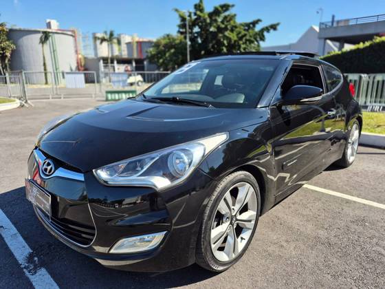 HYUNDAI VELOSTER 1.6 16V GASOLINA 3P AUTOMÁTICO HYUNDAI VELOSTER 1.6 16V GASOLINA 3P AUTOMÁTICO